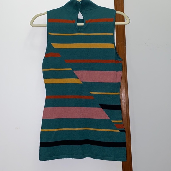 BCBG Maxazria Top - Picture 2 of 3